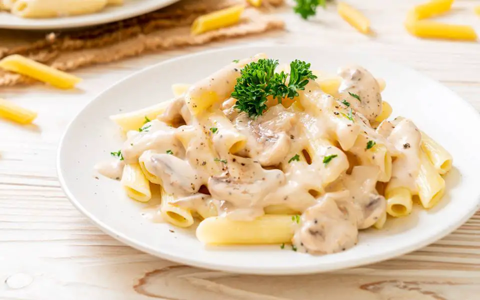 White Sauce Pasta Recipe - How to make pasta with white sauce