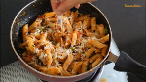 Instruction for Red Sauce Pasta Recipe from FamousDishes