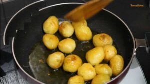 dum aloo recipe by famousdishes