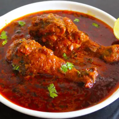 chicken tari wala image in white plate