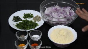 kanda bhaji ingredients