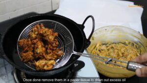 kanda bhaji recipe instruction 12