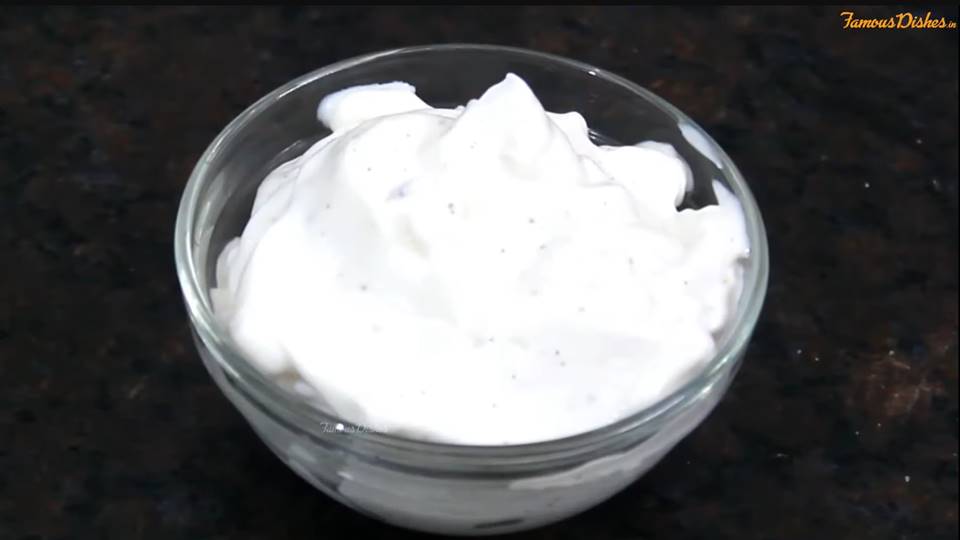 mayonnaise recipe for burgers image in a Bowl